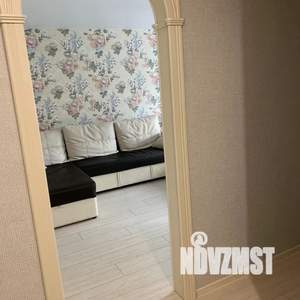 1-к квартира, посуточно, 33м2, 3/6 этаж